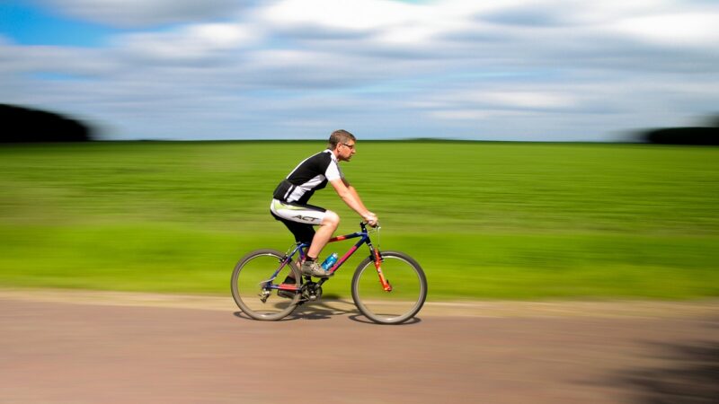 Sécurité des Cyclistes : Conseils pour les Automobilistes