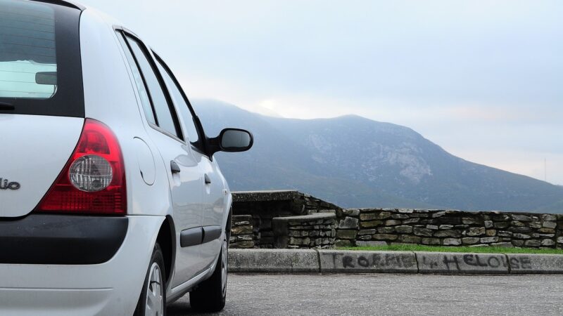 Guide d’achat : choisir sa première voiture