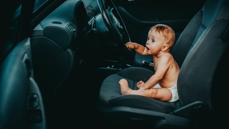 Les meilleurs conseils pour nettoyer les sièges auto