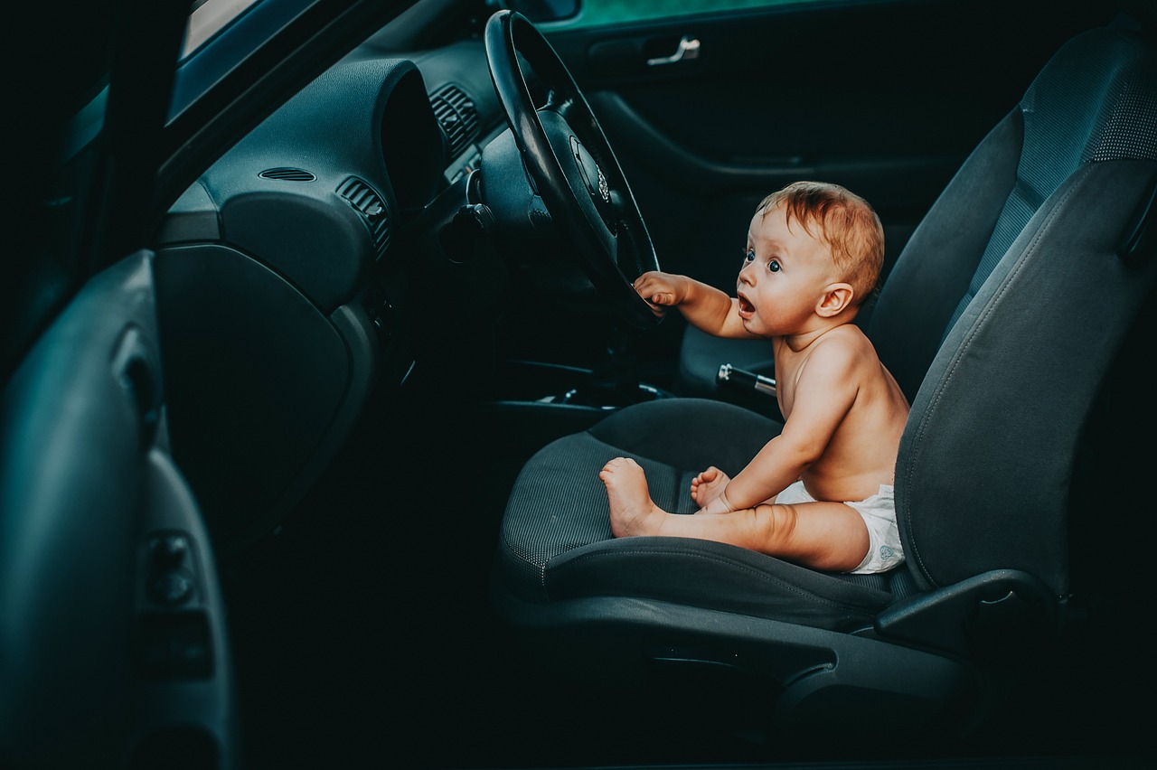 Les meilleurs conseils pour nettoyer les sièges auto