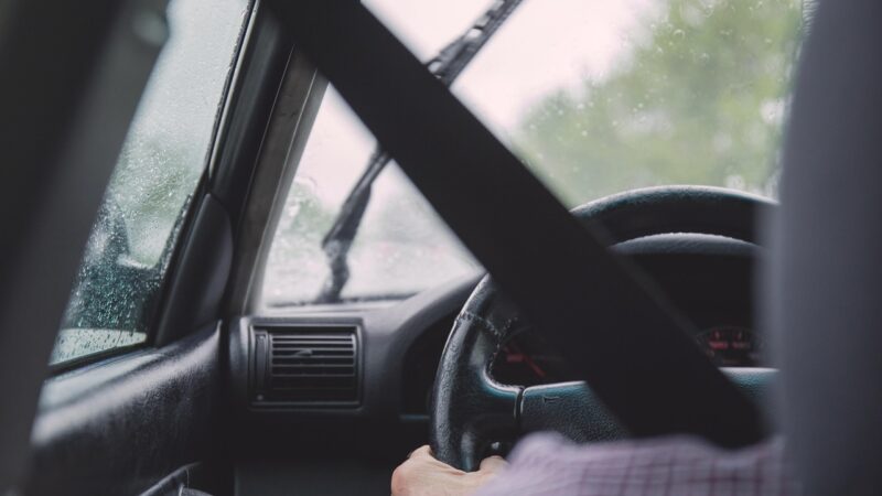 La ceinture sauve-t-elle vraiment la vie en voiture ?